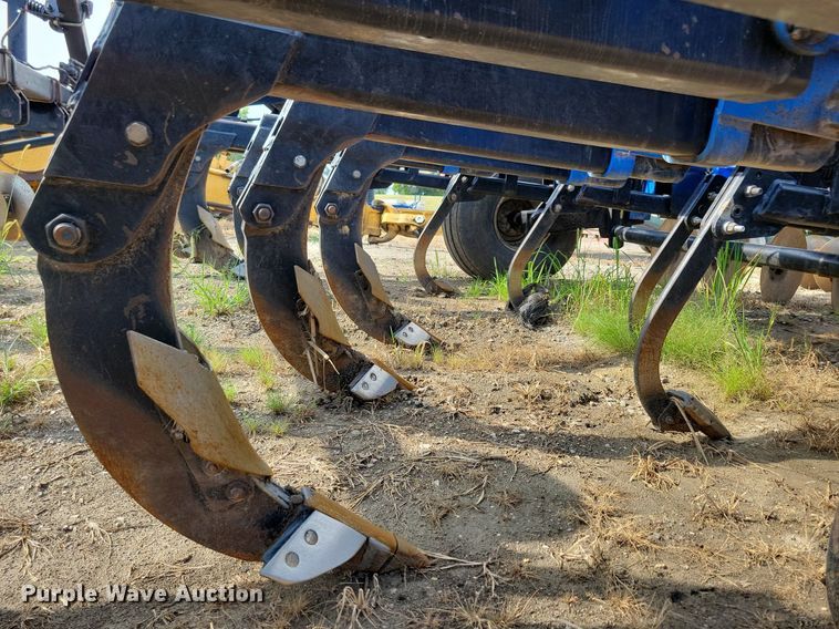 image for item DN4056 Case IH Ecolo-Tiger 730C  disk ripper