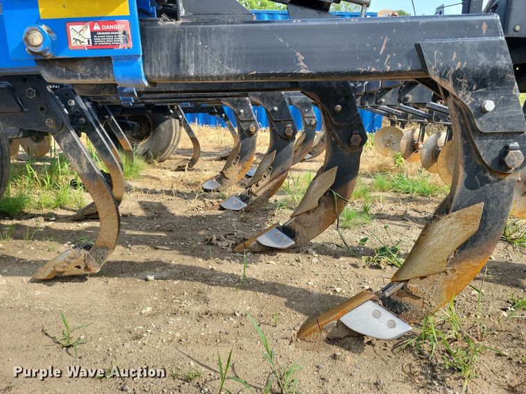 image for item DN4056 Case IH Ecolo-Tiger 730C  disk ripper