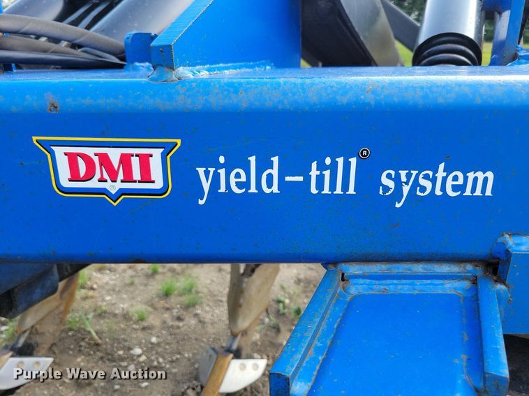 image for item DN4056 Case IH Ecolo-Tiger 730C  disk ripper