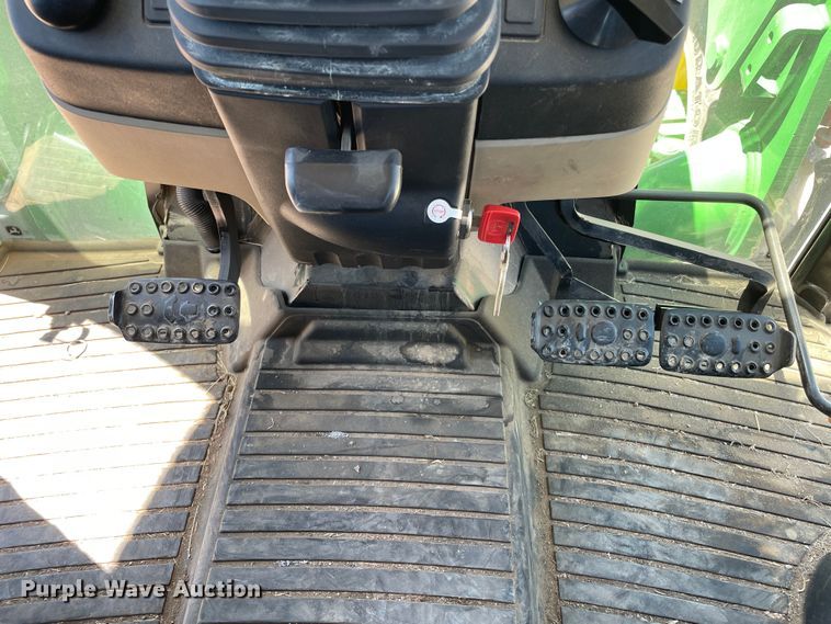 image for item DN4730 2018 John Deere 5075E  MFWD tractor