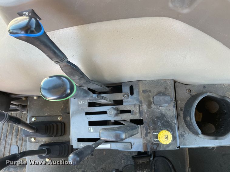 image for item DN4730 2018 John Deere 5075E  MFWD tractor