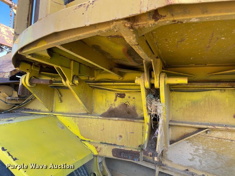 image for item DN4731 1999 W.H.O. P12-63XSHD  tub grinder