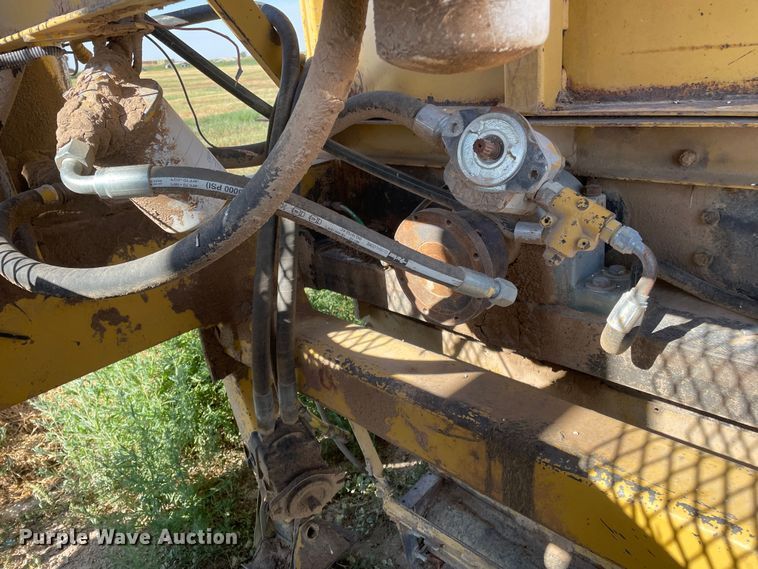 image for item DN4731 1999 W.H.O. P12-63XSHD  tub grinder