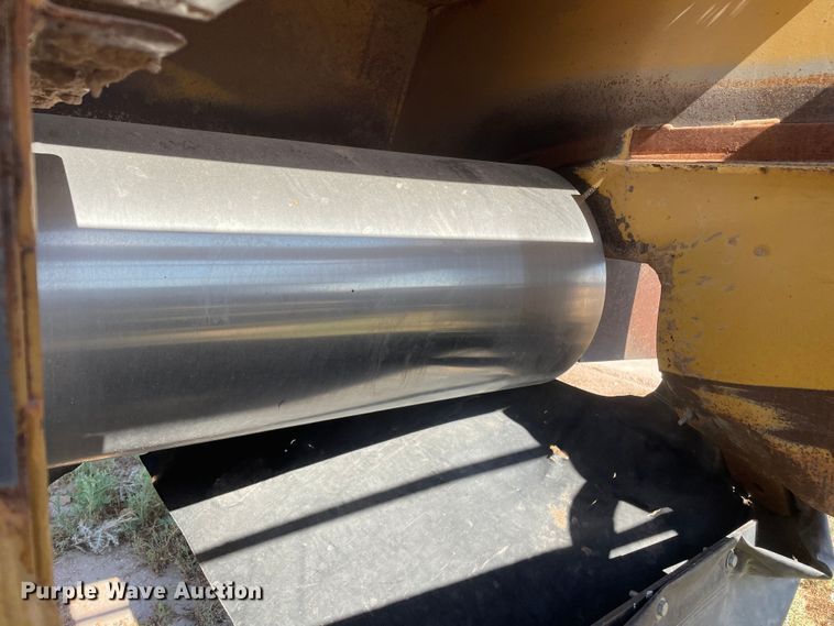 image for item DN4731 1999 W.H.O. P12-63XSHD  tub grinder