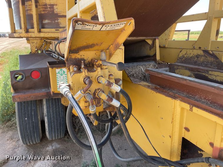 image for item DN4731 1999 W.H.O. P12-63XSHD  tub grinder