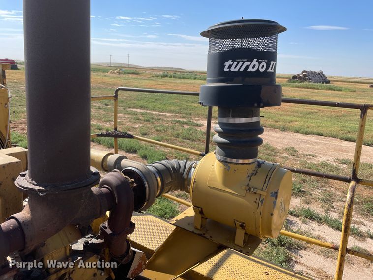 image for item DN4731 1999 W.H.O. P12-63XSHD  tub grinder