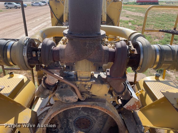 image for item DN4731 1999 W.H.O. P12-63XSHD  tub grinder