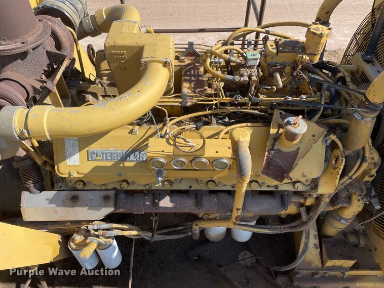 image for item DN4731 1999 W.H.O. P12-63XSHD  tub grinder