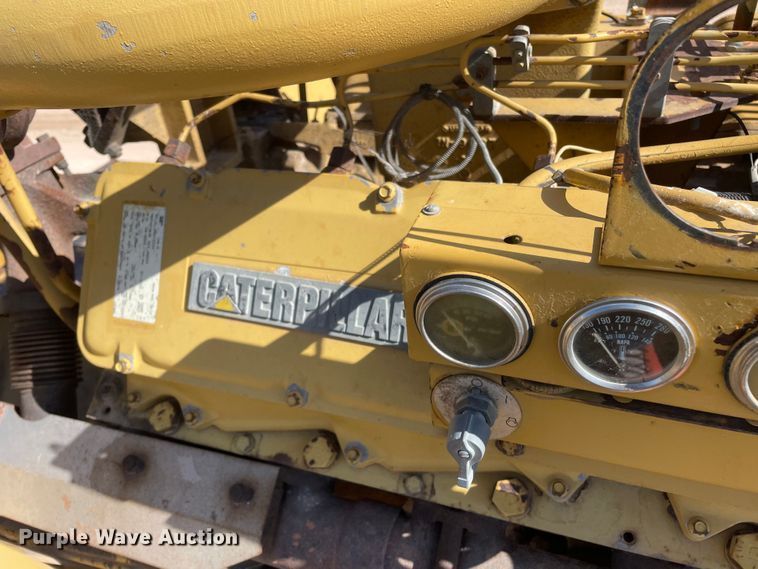 image for item DN4731 1999 W.H.O. P12-63XSHD  tub grinder