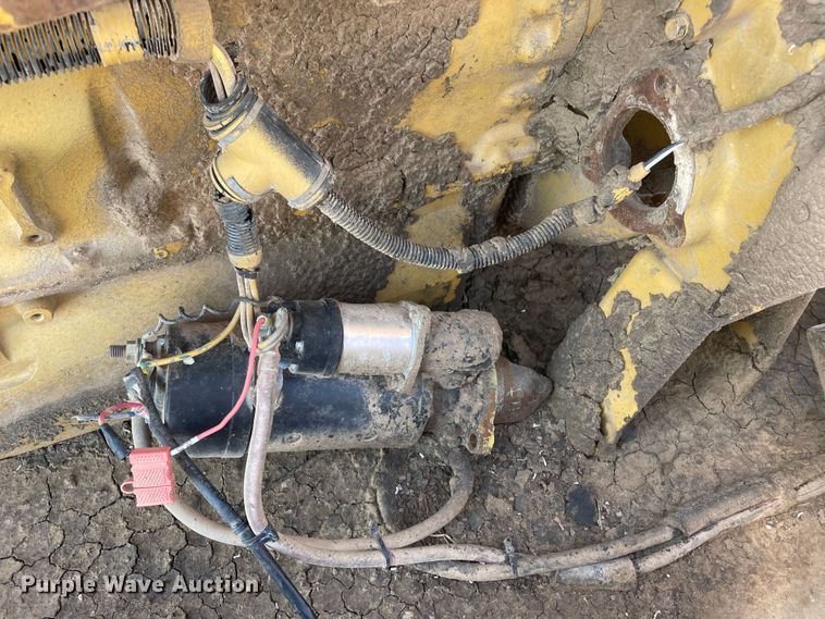 image for item DN4731 1999 W.H.O. P12-63XSHD  tub grinder