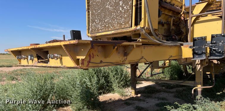 image for item DN4731 1999 W.H.O. P12-63XSHD  tub grinder