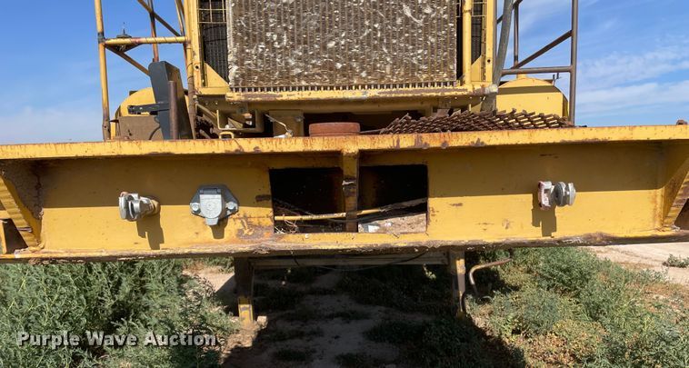 image for item DN4731 1999 W.H.O. P12-63XSHD  tub grinder