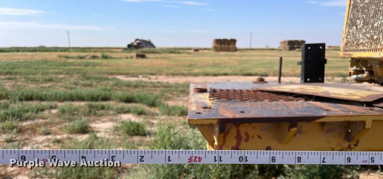 image for item DN4731 1999 W.H.O. P12-63XSHD  tub grinder