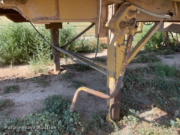 image for item DN4731 1999 W.H.O. P12-63XSHD  tub grinder