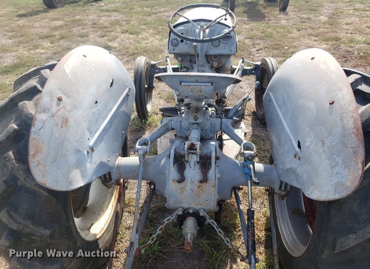 image for item DO2979 1952 Massey Ferguson TO-30  tractor
