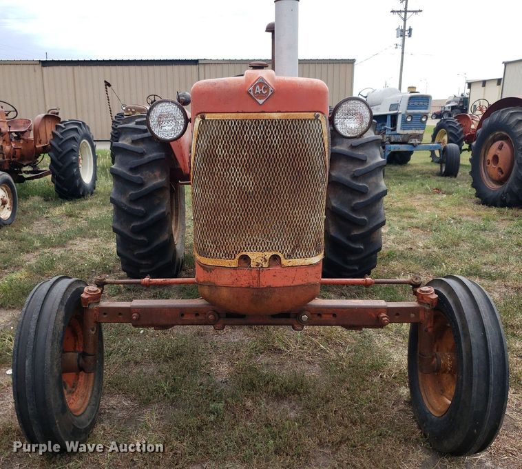 image for item DO2982 Allis Chalmers D17  tractor