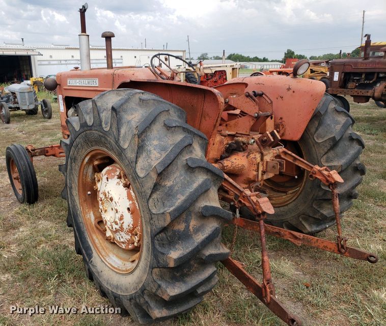 image for item DO2982 Allis Chalmers D17  tractor