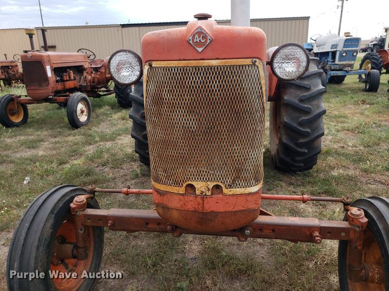 image for item DO2982 Allis Chalmers D17  tractor