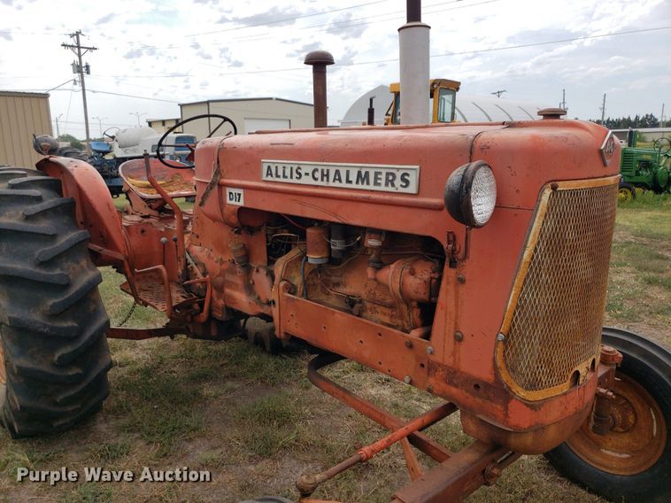 image for item DO2982 Allis Chalmers D17  tractor