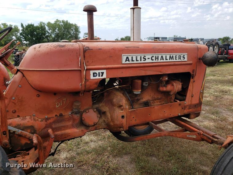 image for item DO2982 Allis Chalmers D17  tractor