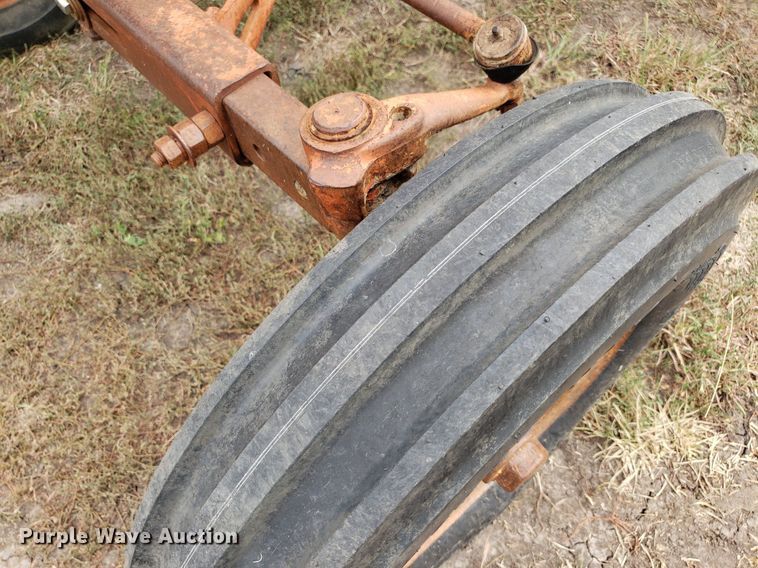 image for item DO2982 Allis Chalmers D17  tractor