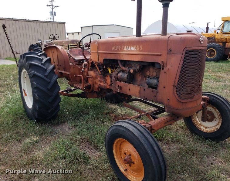 image for item DO2983 Allis Chalmers D17  tractor