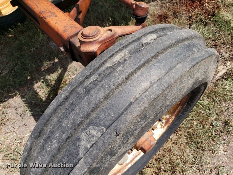 image for item DO2983 Allis Chalmers D17  tractor