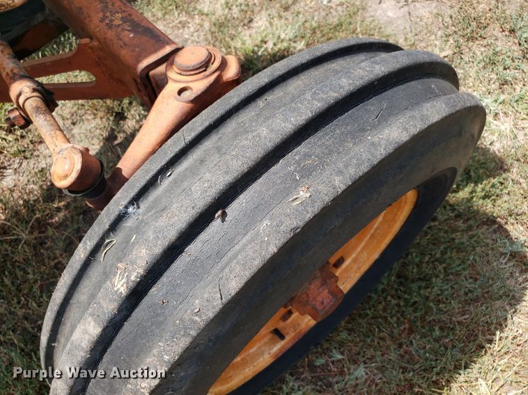 image for item DO2983 Allis Chalmers D17  tractor
