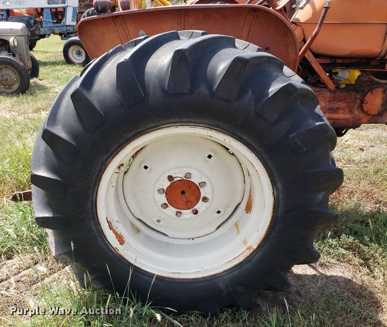 image for item DO2983 Allis Chalmers D17  tractor