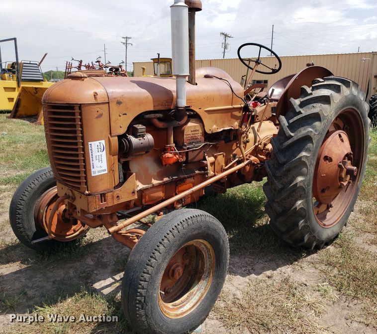 image for item DO2986 Case DC-4  tractor