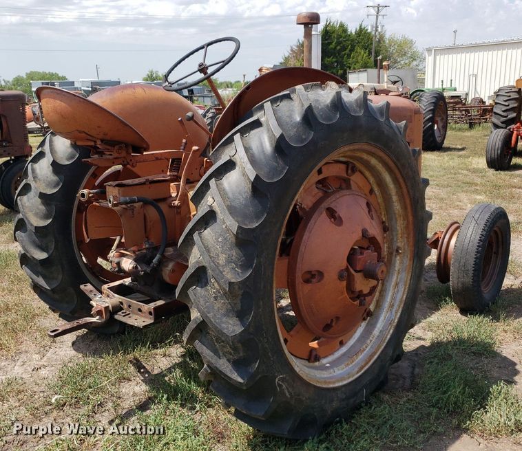 image for item DO2986 Case DC-4  tractor