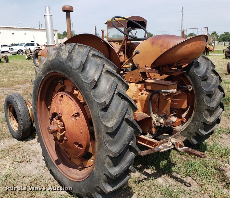 image for item DO2986 Case DC-4  tractor