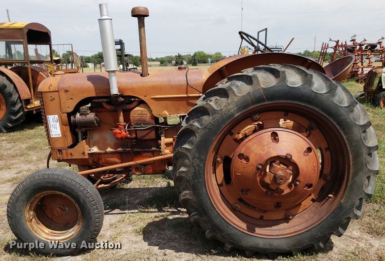 image for item DO2986 Case DC-4  tractor