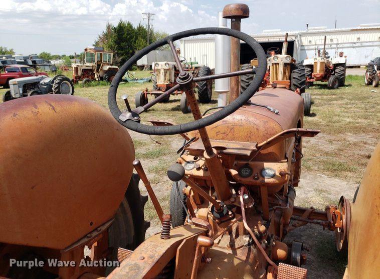 image for item DO2986 Case DC-4  tractor