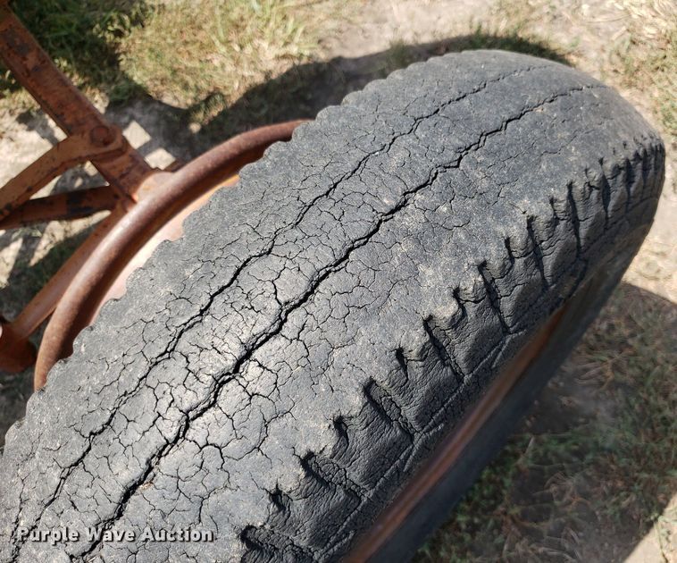 image for item DO2986 Case DC-4  tractor