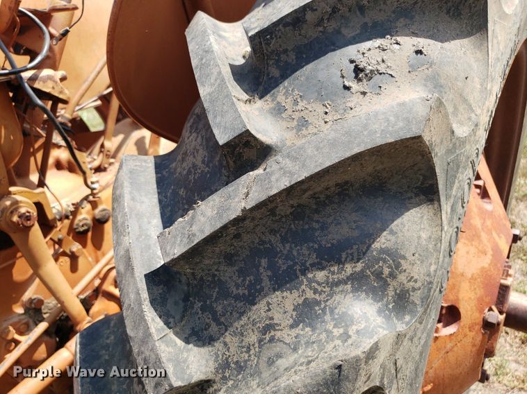 image for item DO2986 Case DC-4  tractor