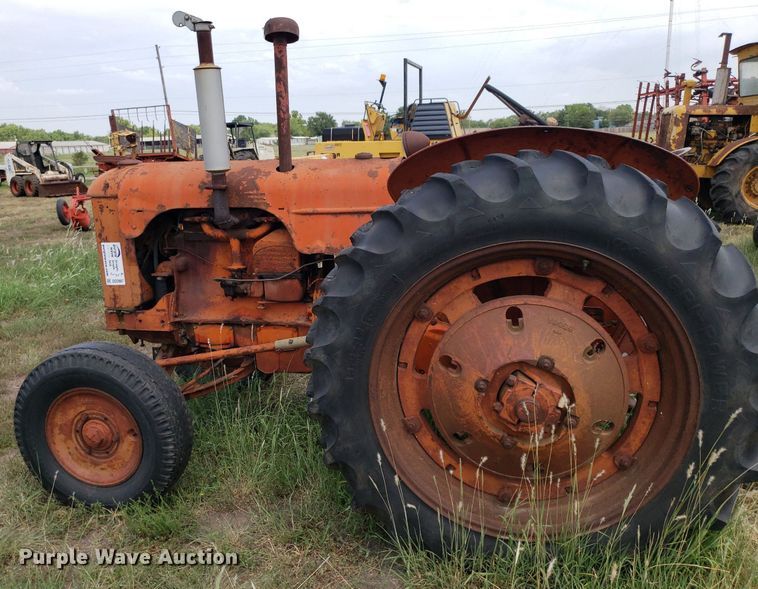 image for item DO2987 Case DC-4  tractor