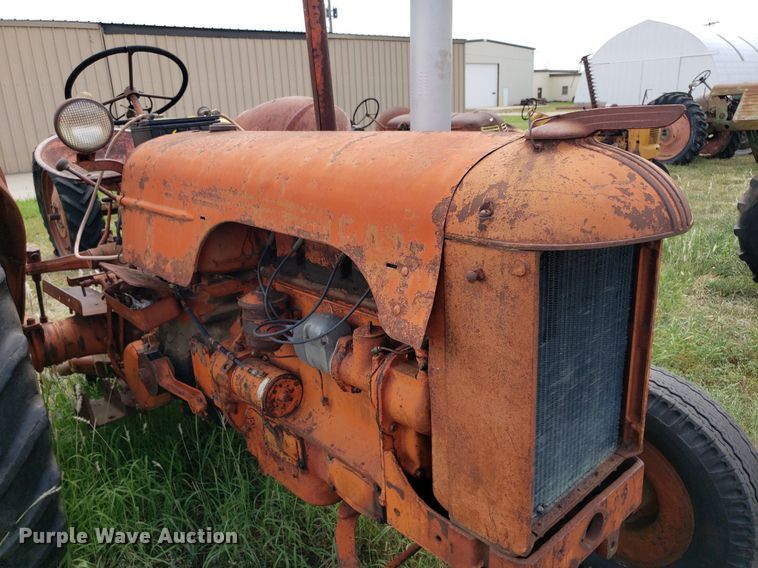 image for item DO2987 Case DC-4  tractor