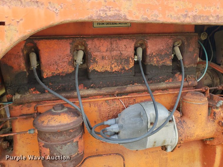 image for item DO2987 Case DC-4  tractor