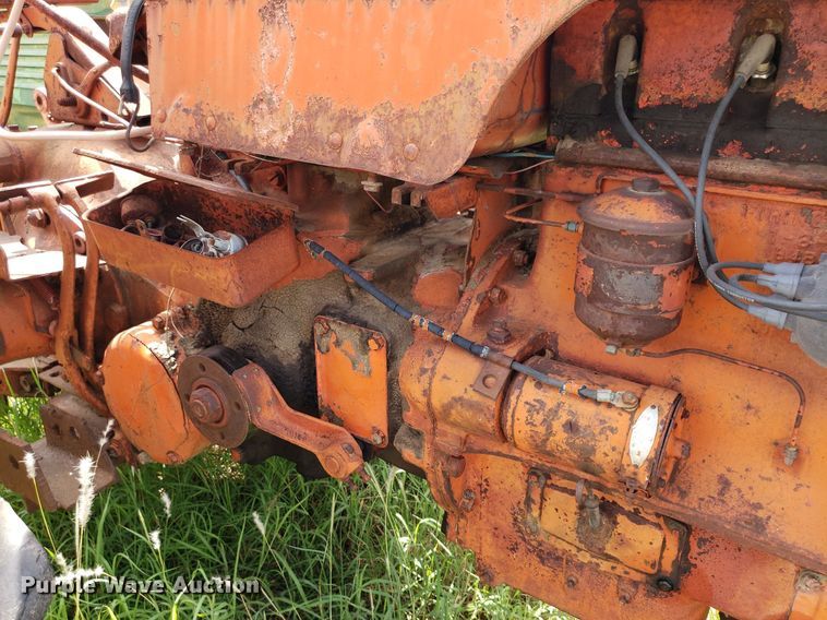 image for item DO2987 Case DC-4  tractor