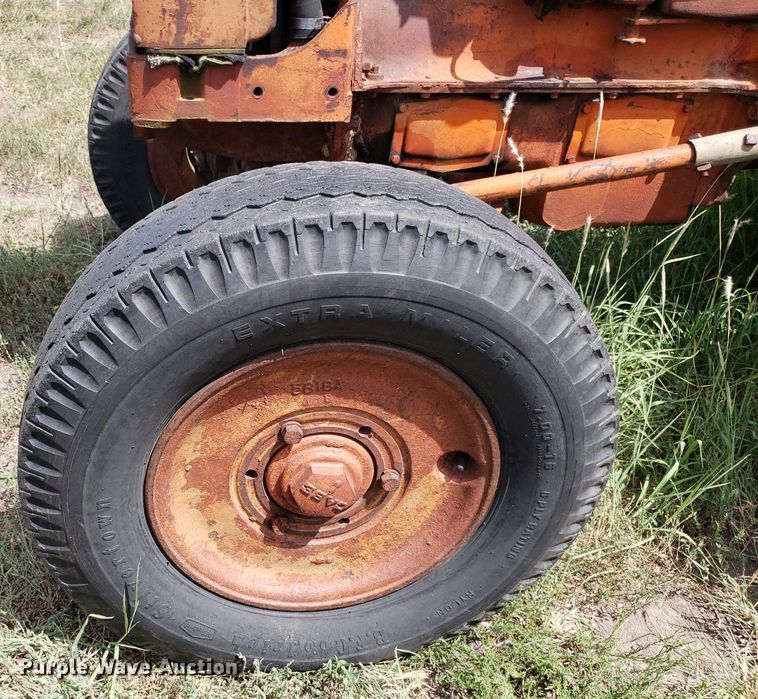 image for item DO2987 Case DC-4  tractor