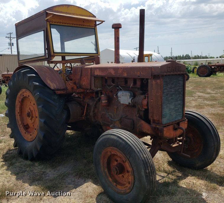 image for item DO2988 Case L  tractor