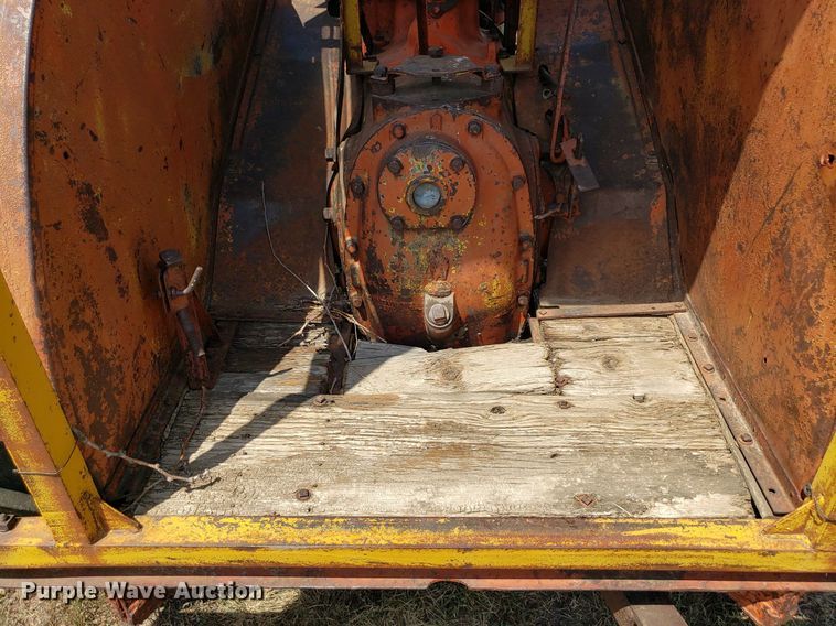 image for item DO2988 Case L  tractor