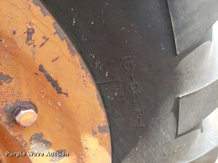 image for item DO2988 Case L  tractor