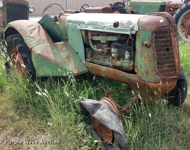 image for item DO2989 Oliver  tractor