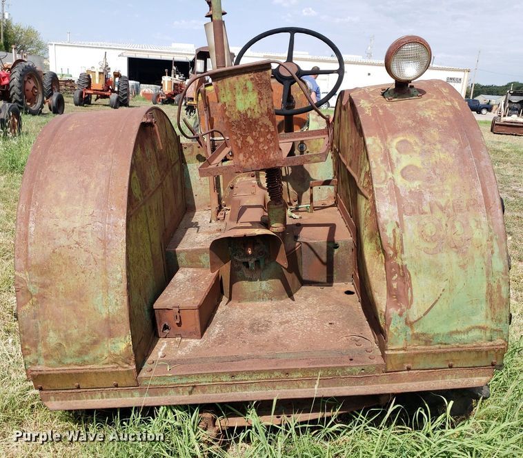 image for item DO2994 Oliver 99  tractor