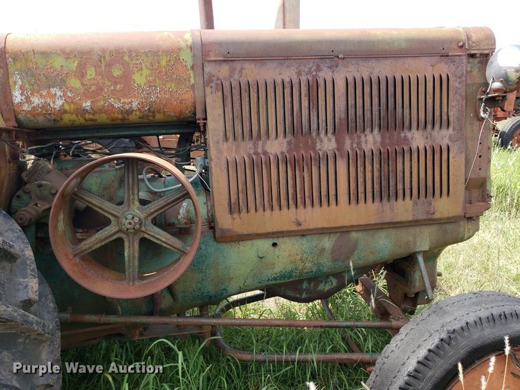 image for item DO2994 Oliver 99  tractor