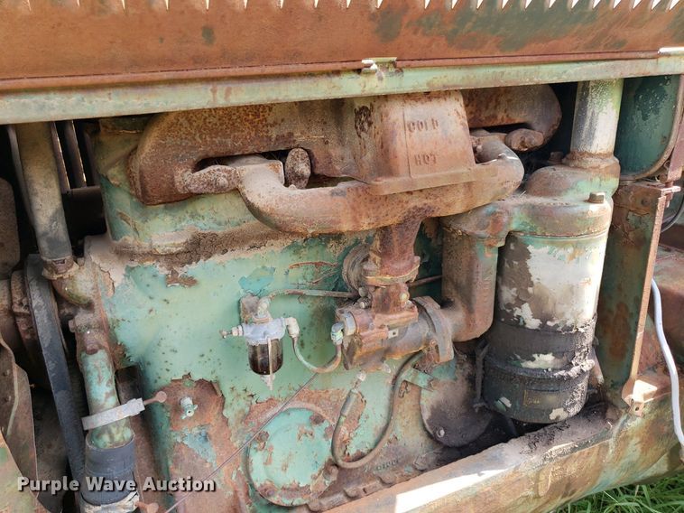 image for item DO2994 Oliver 99  tractor