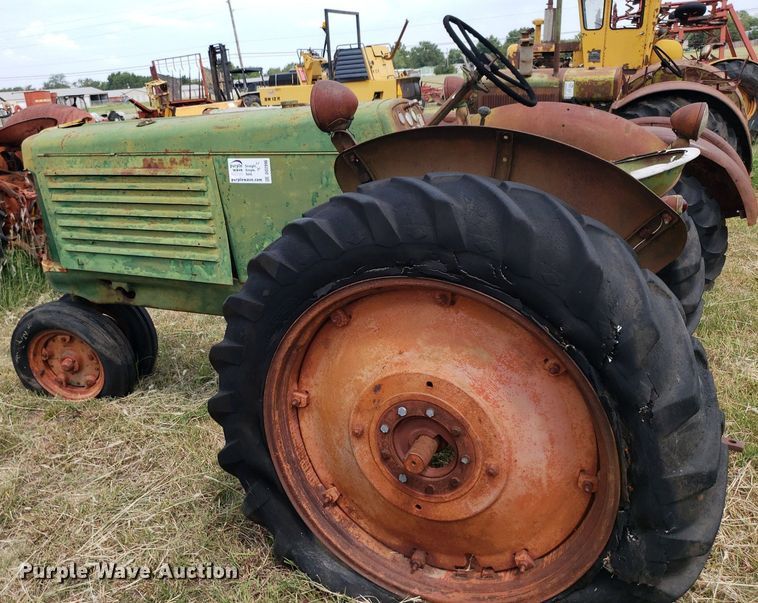 image for item DO2996 1951 Oliver 77  tractor