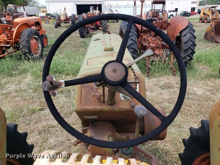 image for item DO2996 1951 Oliver 77  tractor
